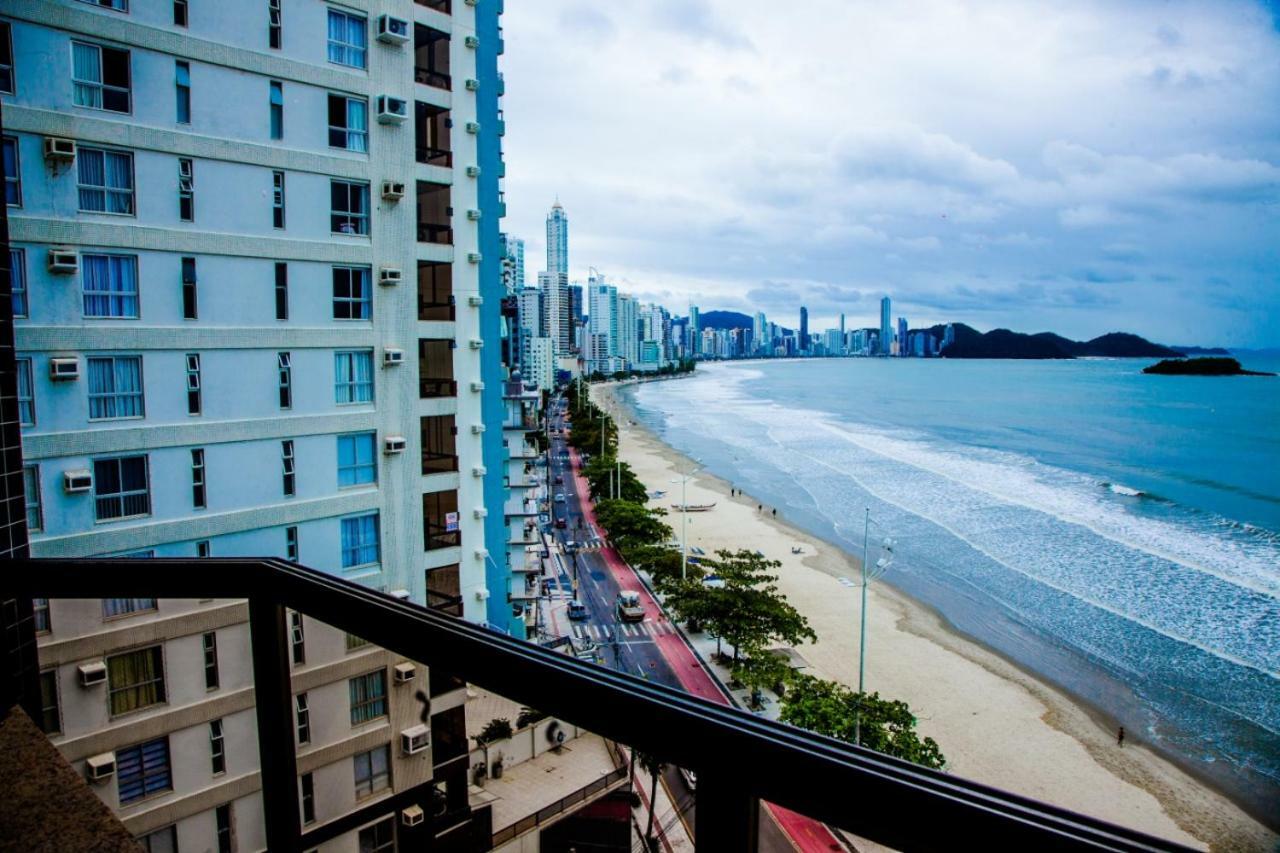 Apto Frente Mar Bal Camboriu Pe Na Areia Fantastica E Encantadora Vista Mar Balneário Camboriú Zewnętrze zdjęcie