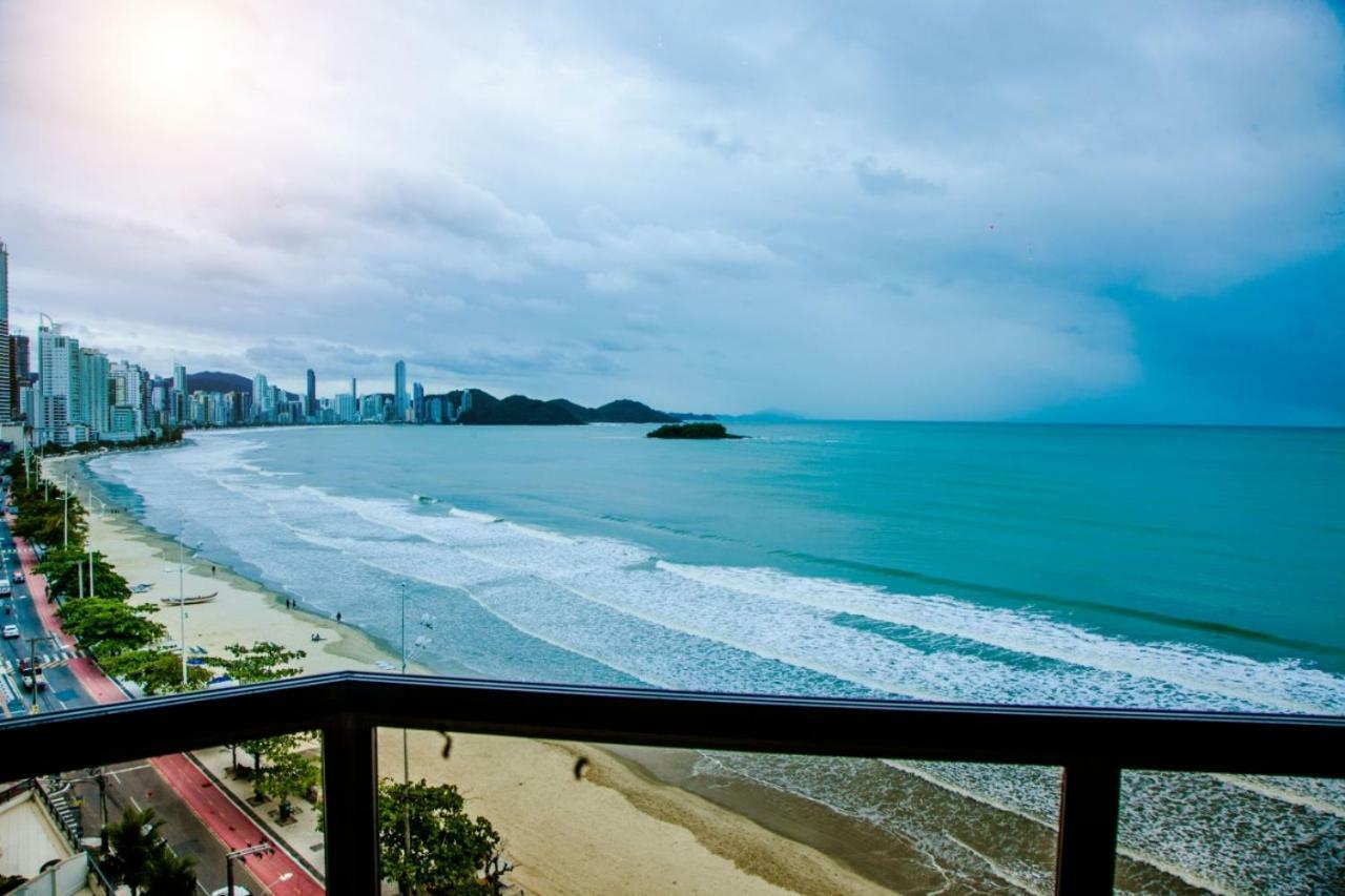 Apto Frente Mar Bal Camboriu Pe Na Areia Fantastica E Encantadora Vista Mar Balneário Camboriú Zewnętrze zdjęcie
